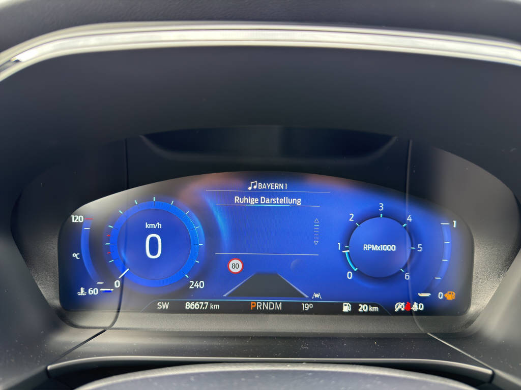 FORD Kuga 2.0 EcoBlue ST-Line-image-10