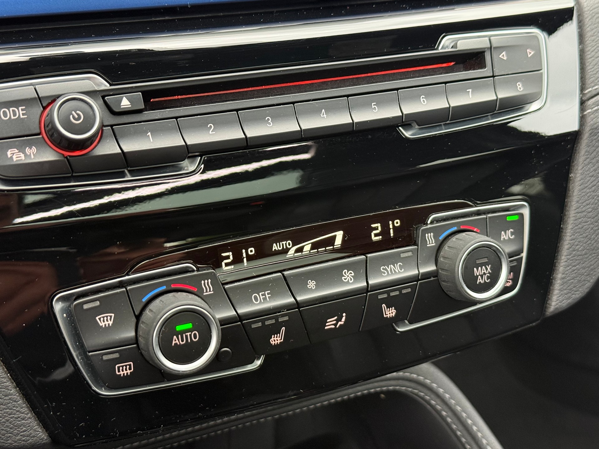 BMW X1 xDrive 25e M Sport Steptronic-image-7