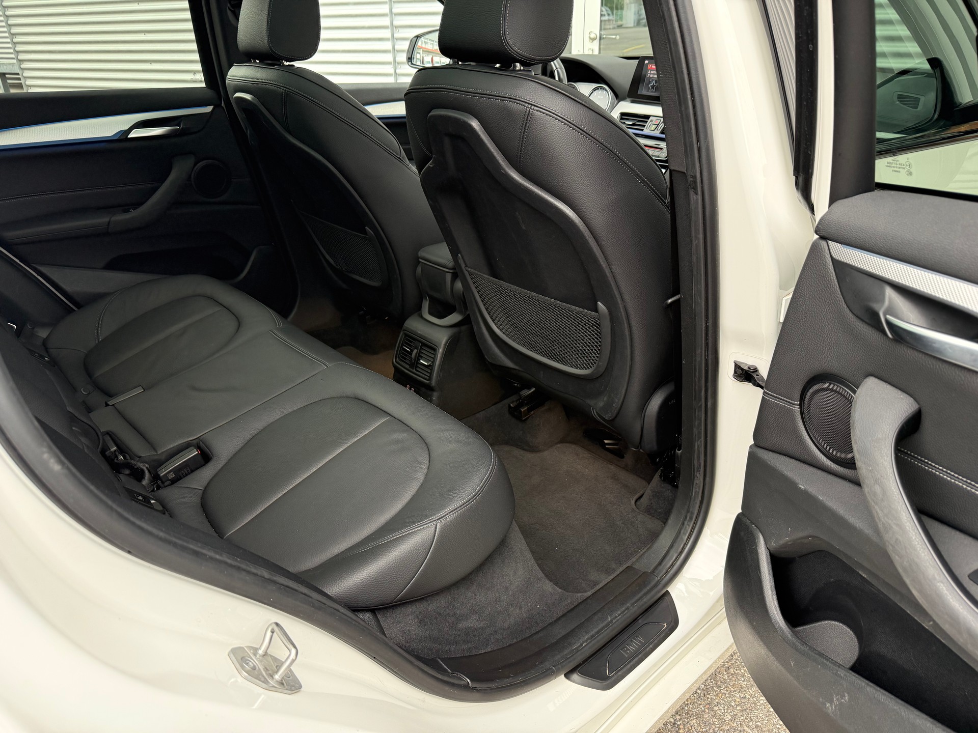 BMW X1 xDrive 25e M Sport Steptronic-image-4