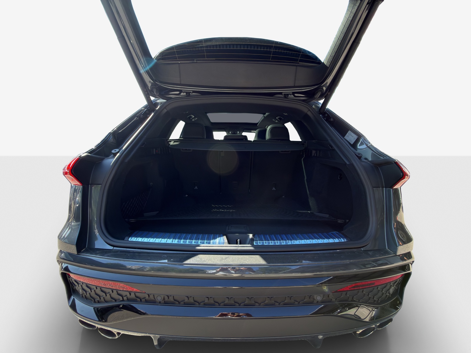 AUDI SQ5 TFSI quattro S-tronic-image-12