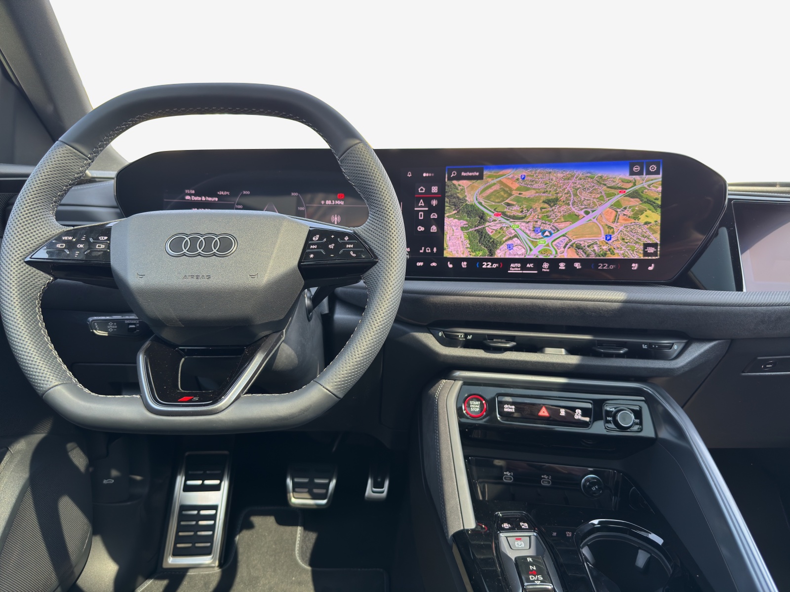 AUDI SQ5 TFSI quattro S-tronic-image-11