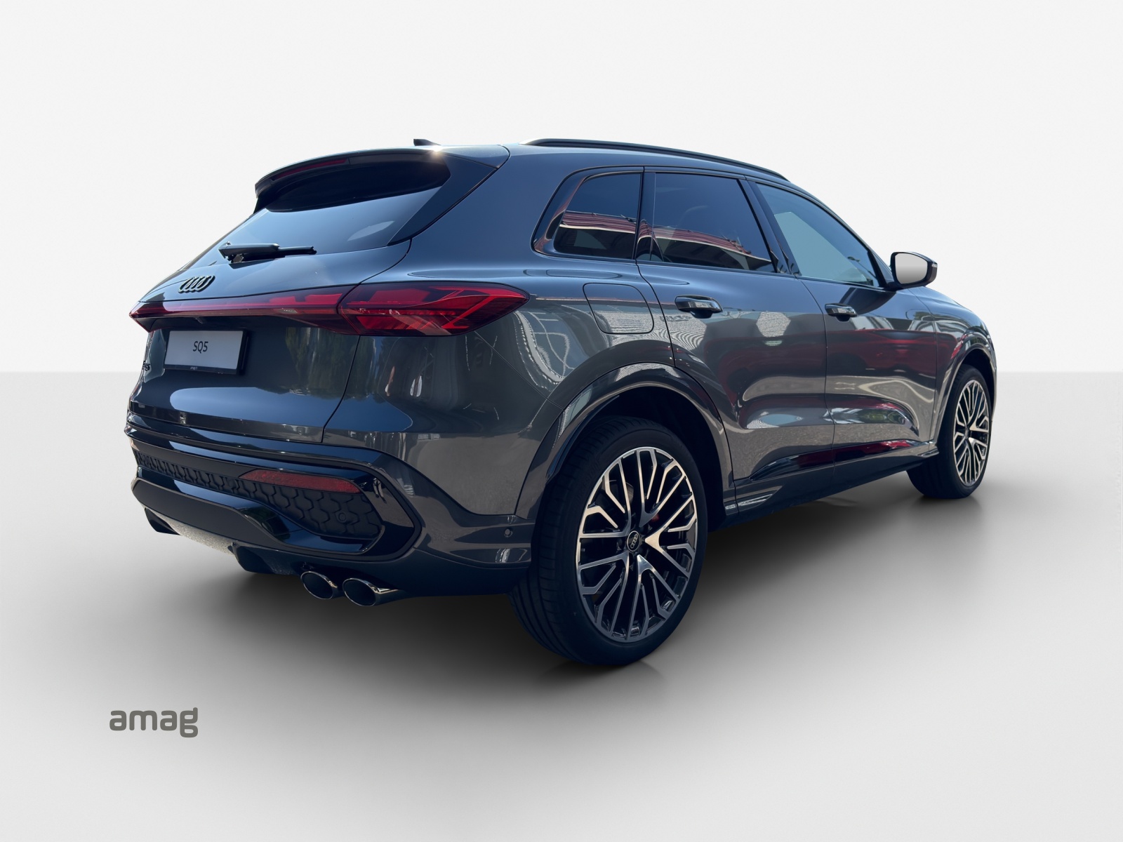 AUDI SQ5 TFSI quattro S-tronic-image-4