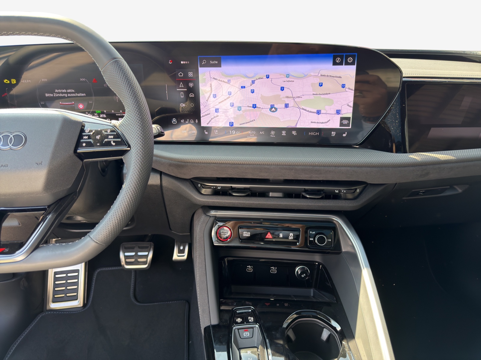 AUDI SQ5 TFSI quattro S-tronic-image-10
