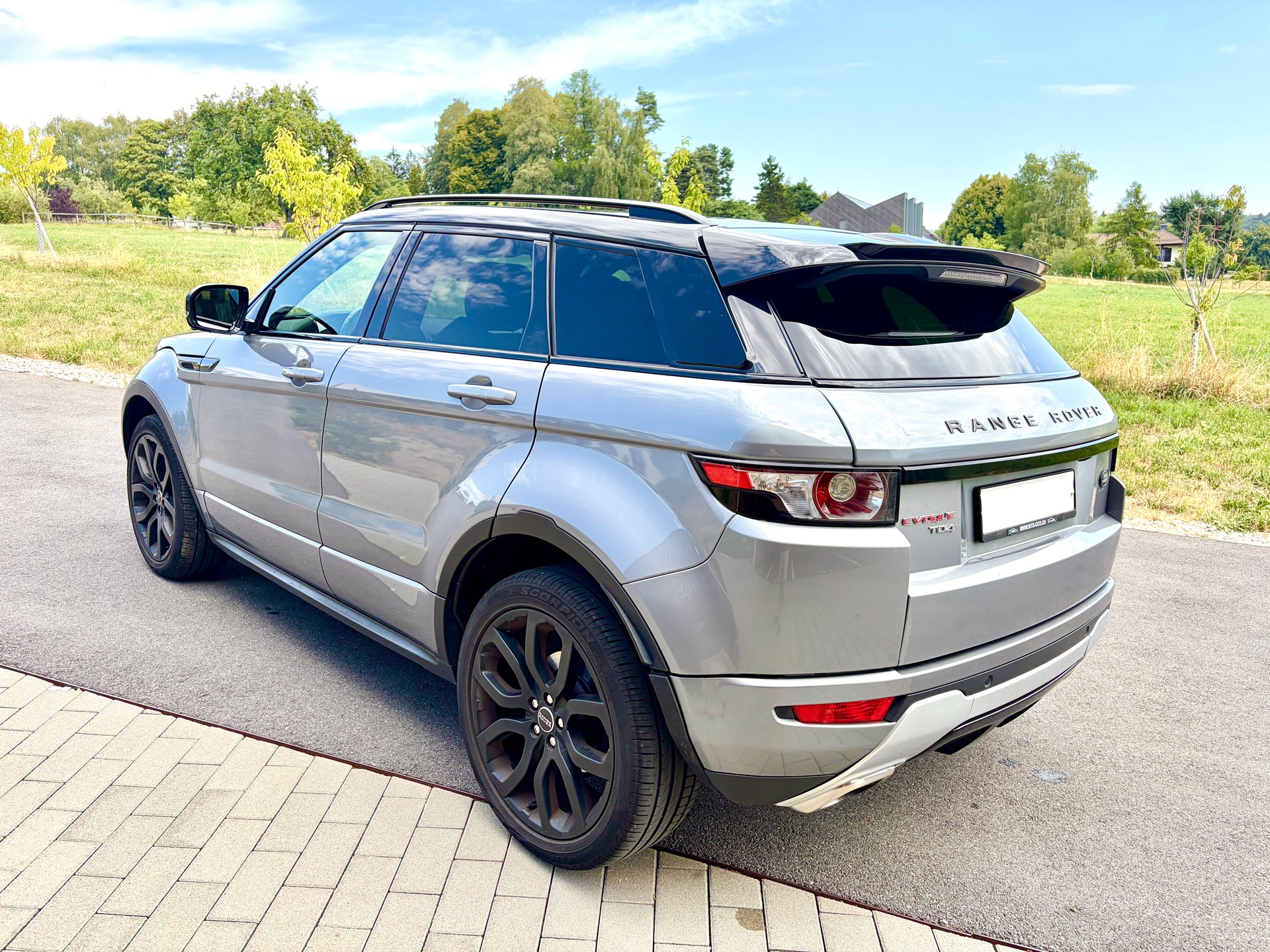 LAND ROVER 2.2 TD4 Pure-image-3
