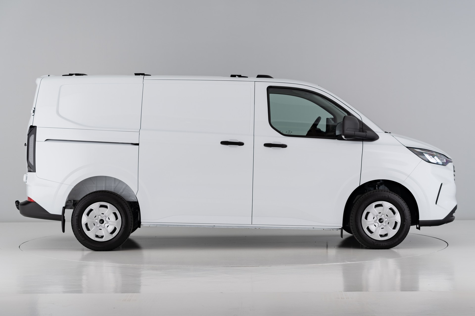 FORD Transit Custom Van 280 L1 2.0 EcoBlue 110PS Trend-image-6