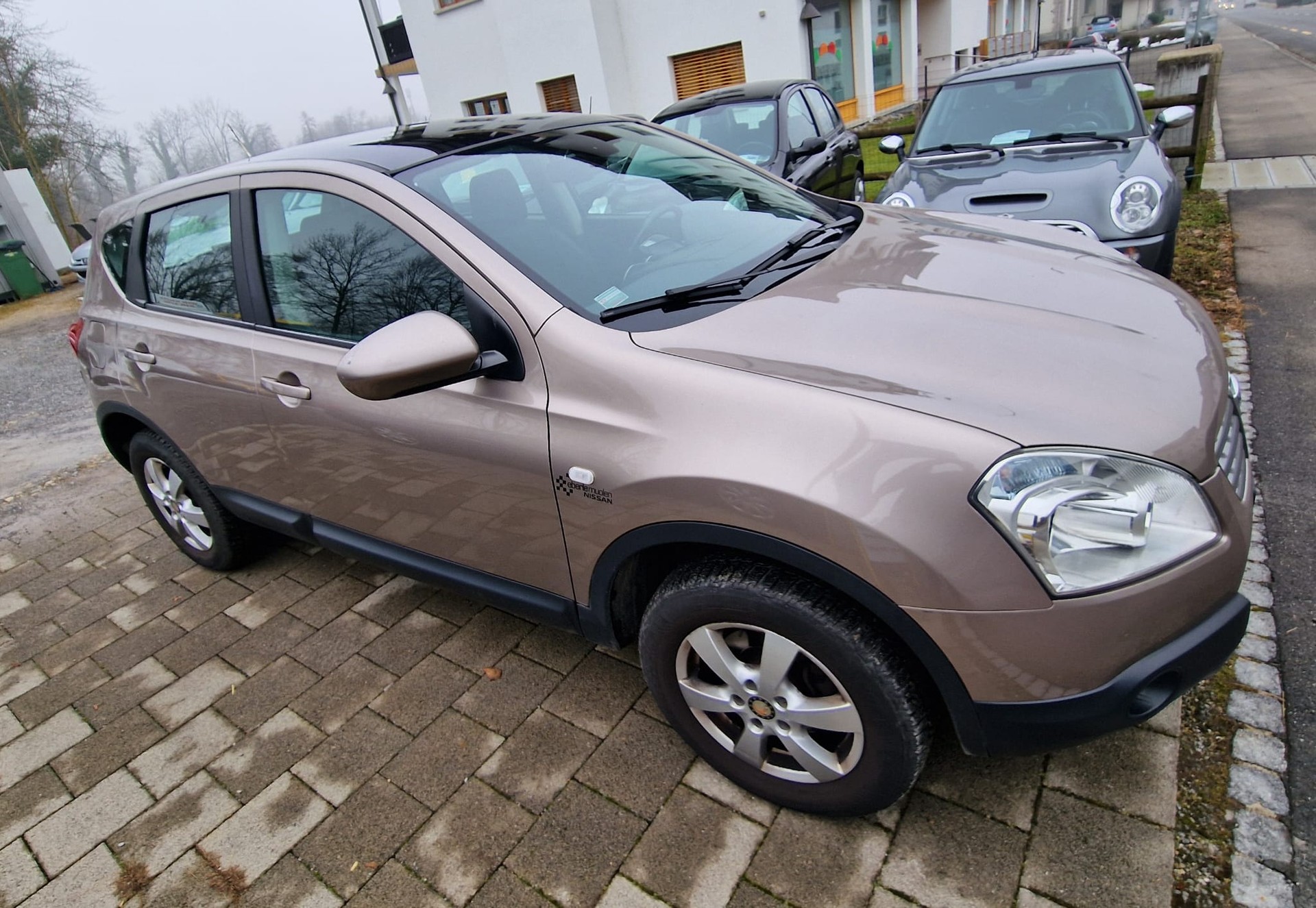 NISSAN Qashqai 2.0 acenta-image-1