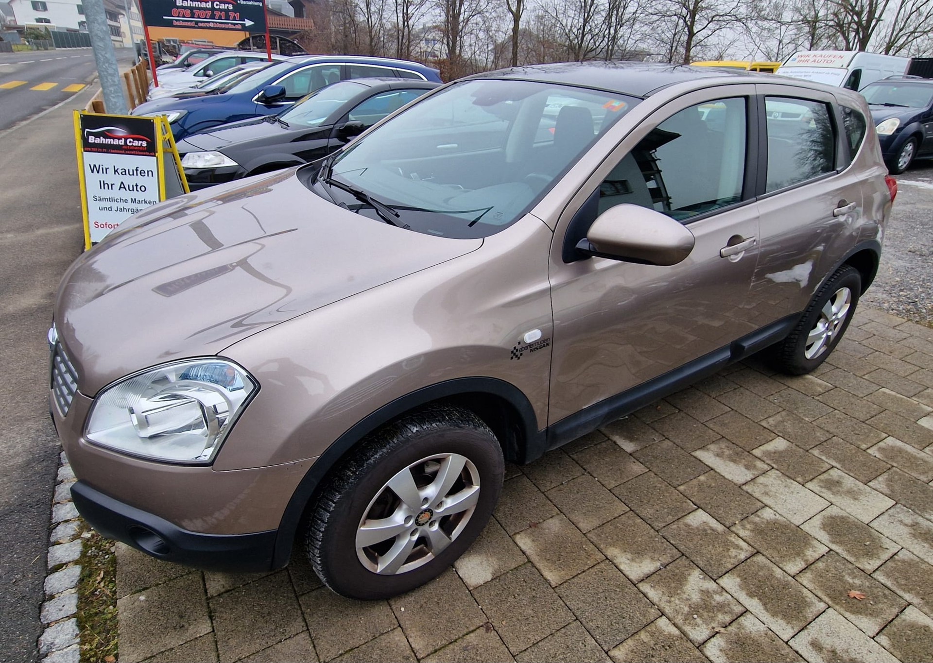 NISSAN Qashqai 2.0 acenta-image-2