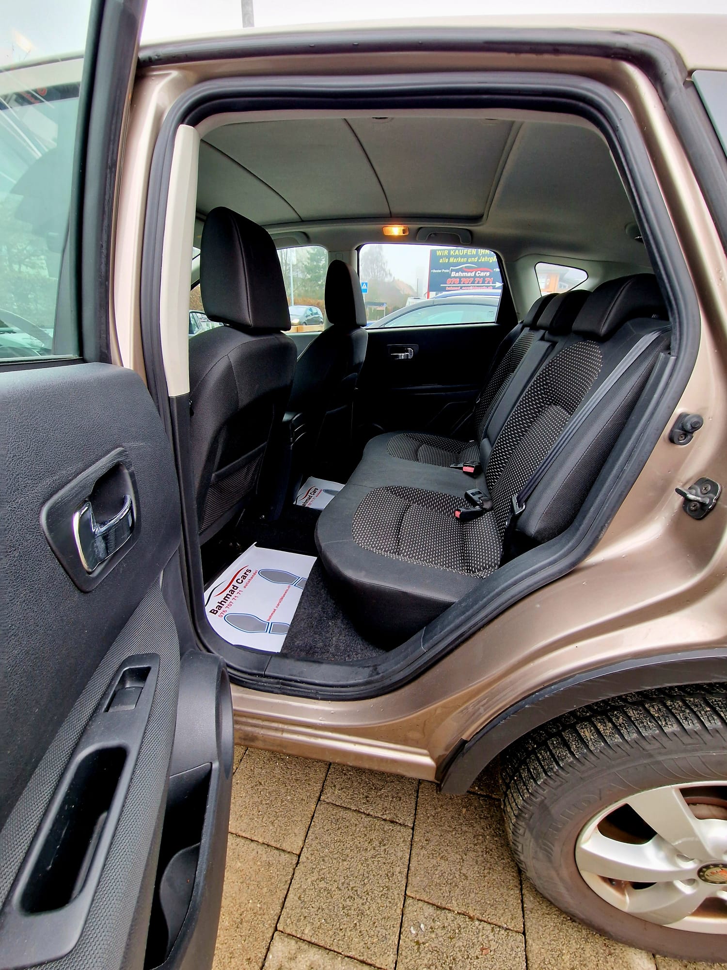 NISSAN Qashqai 2.0 acenta-image-7