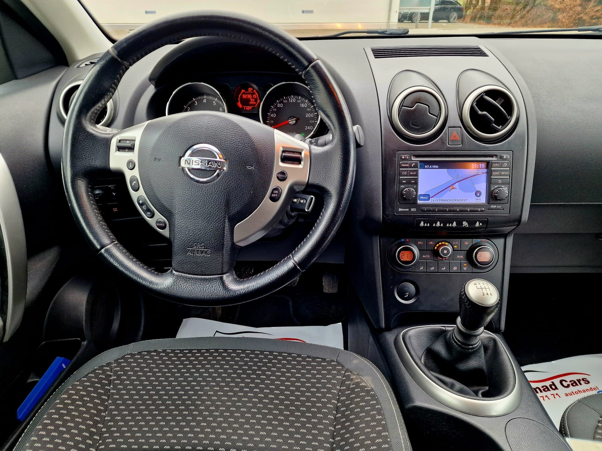 NISSAN Qashqai 2.0 acenta-image-11