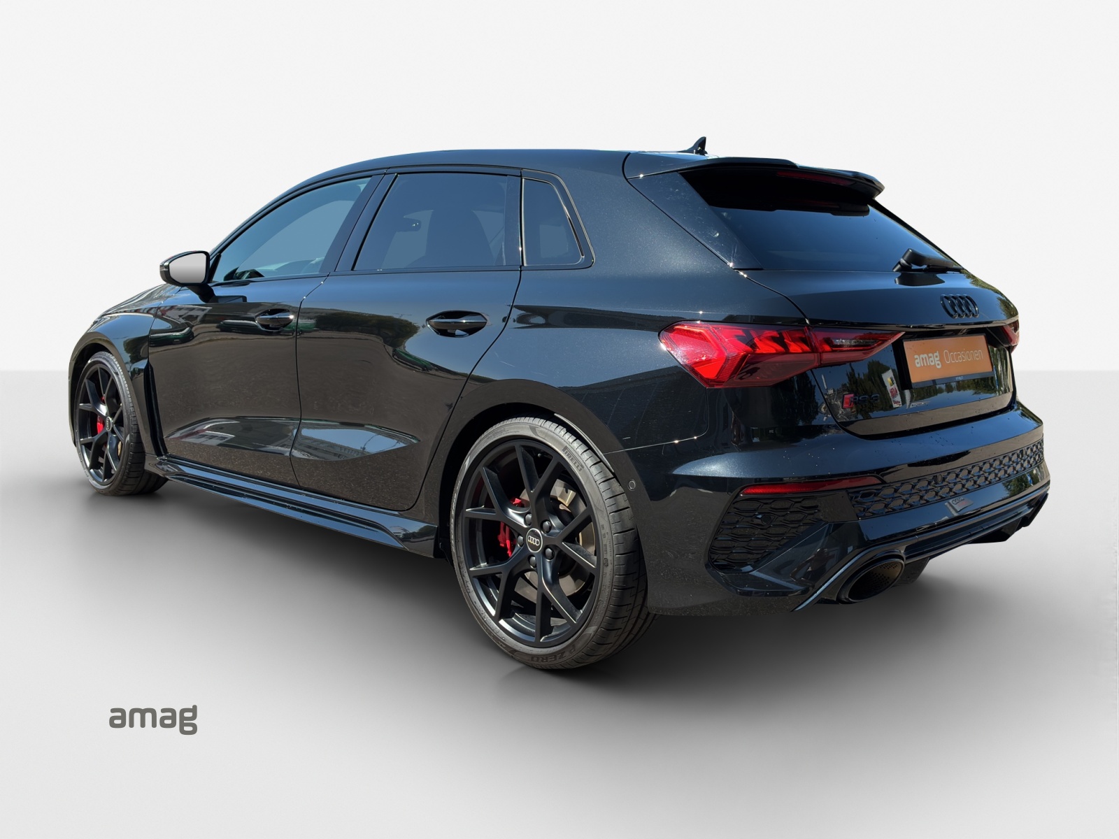 AUDI RS3 Sportback 2.5 TSI quattro S-tronic-image-2