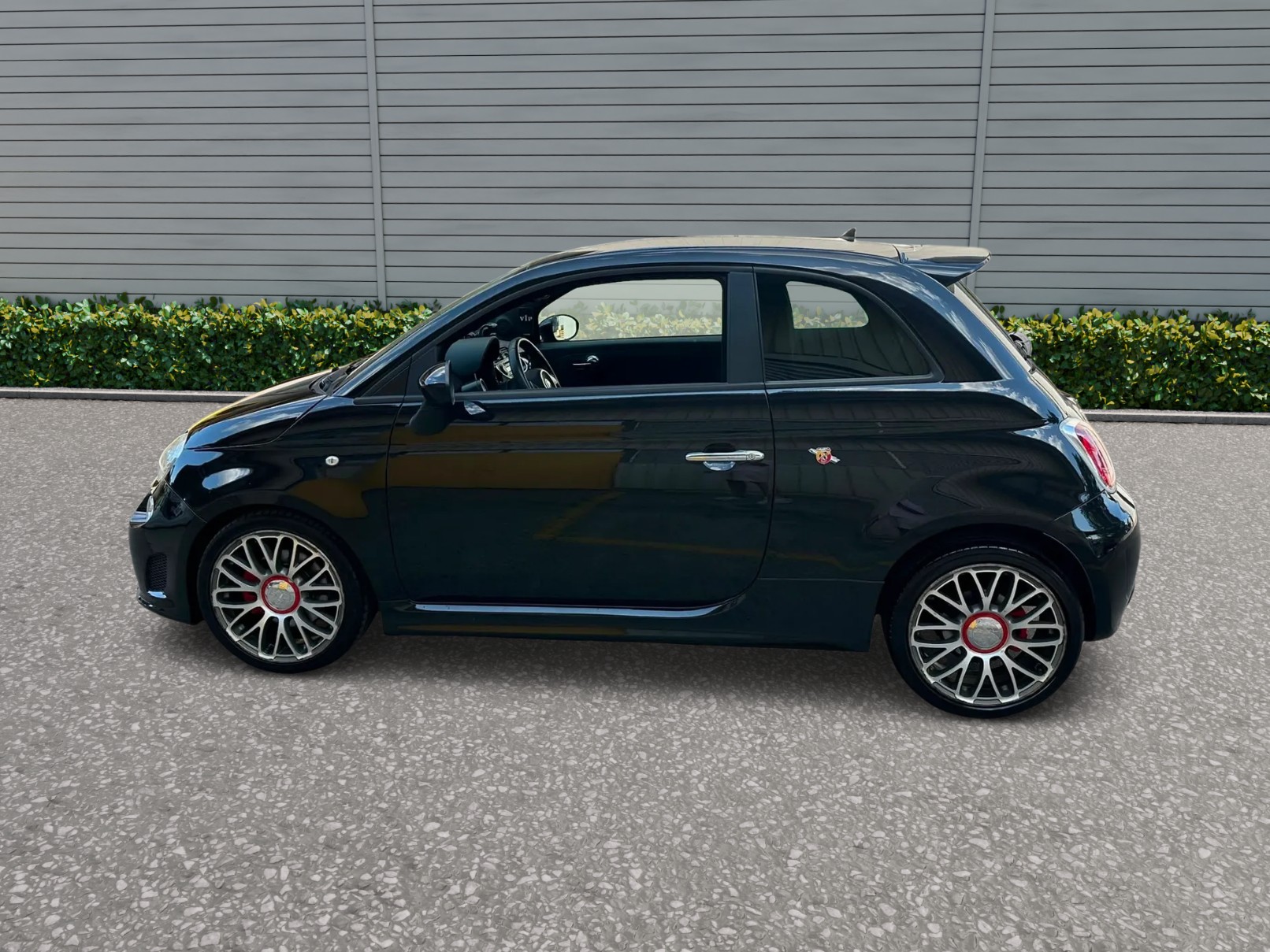 FIAT 500 1.4 16V Turbo Abarth Scorpion-image-4