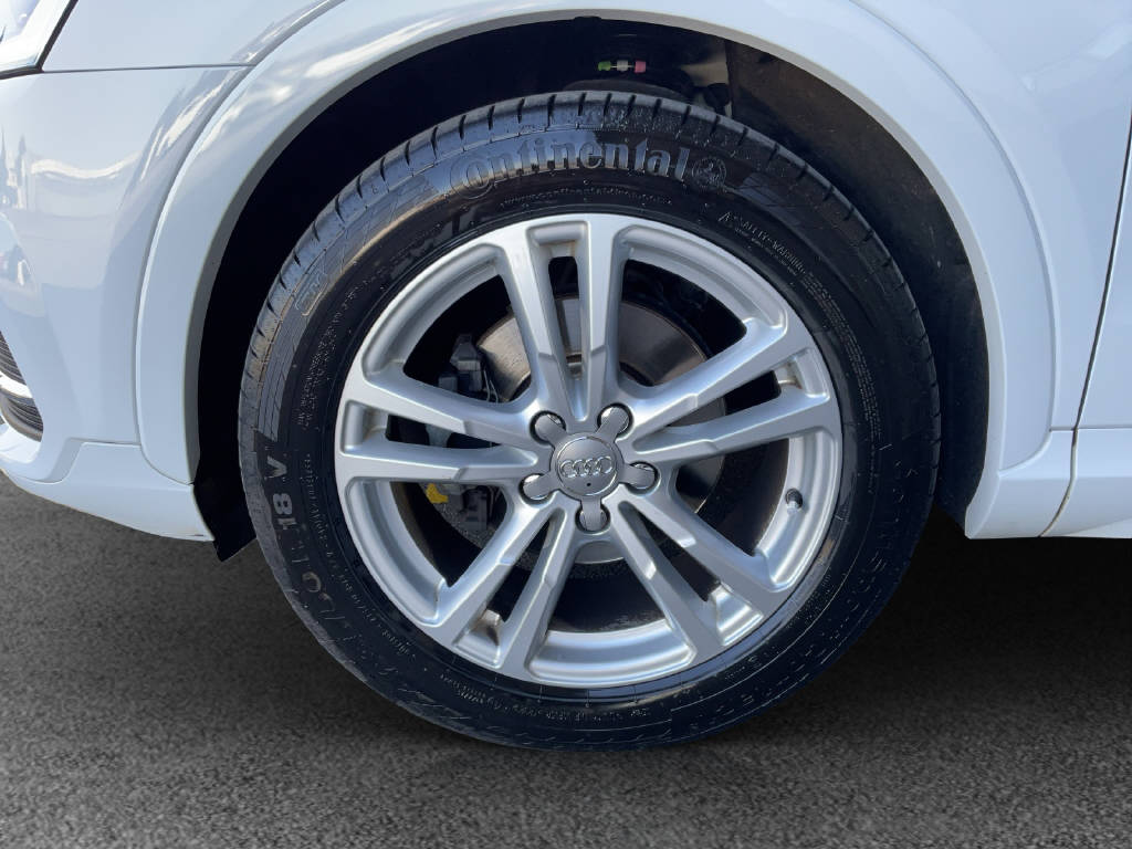 AUDI Q3 2.0 TFSI Sport quattro S-Tr.-image-13