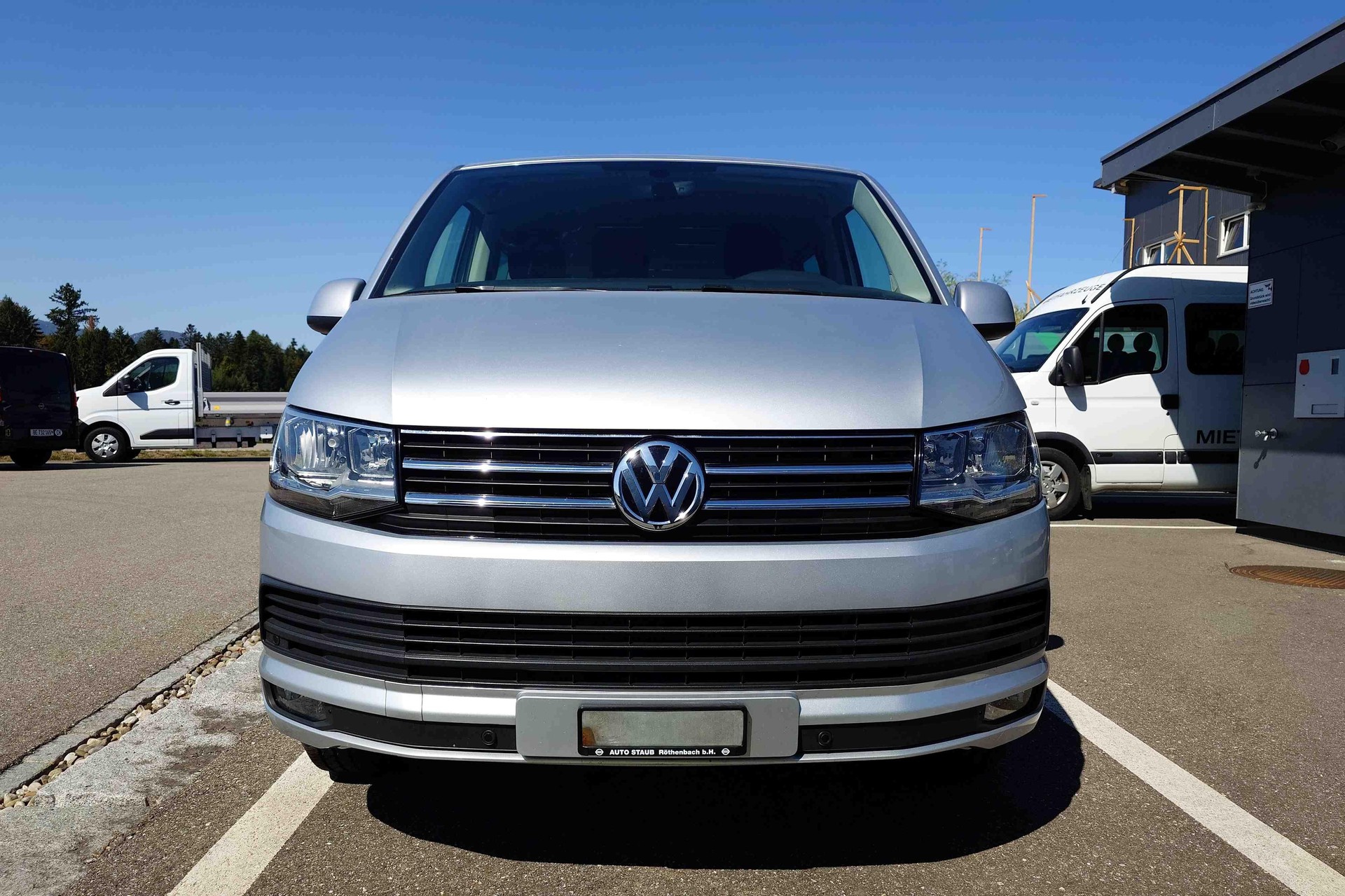VW T6 Caravelle 3000 2.0 TDI 150-image-1