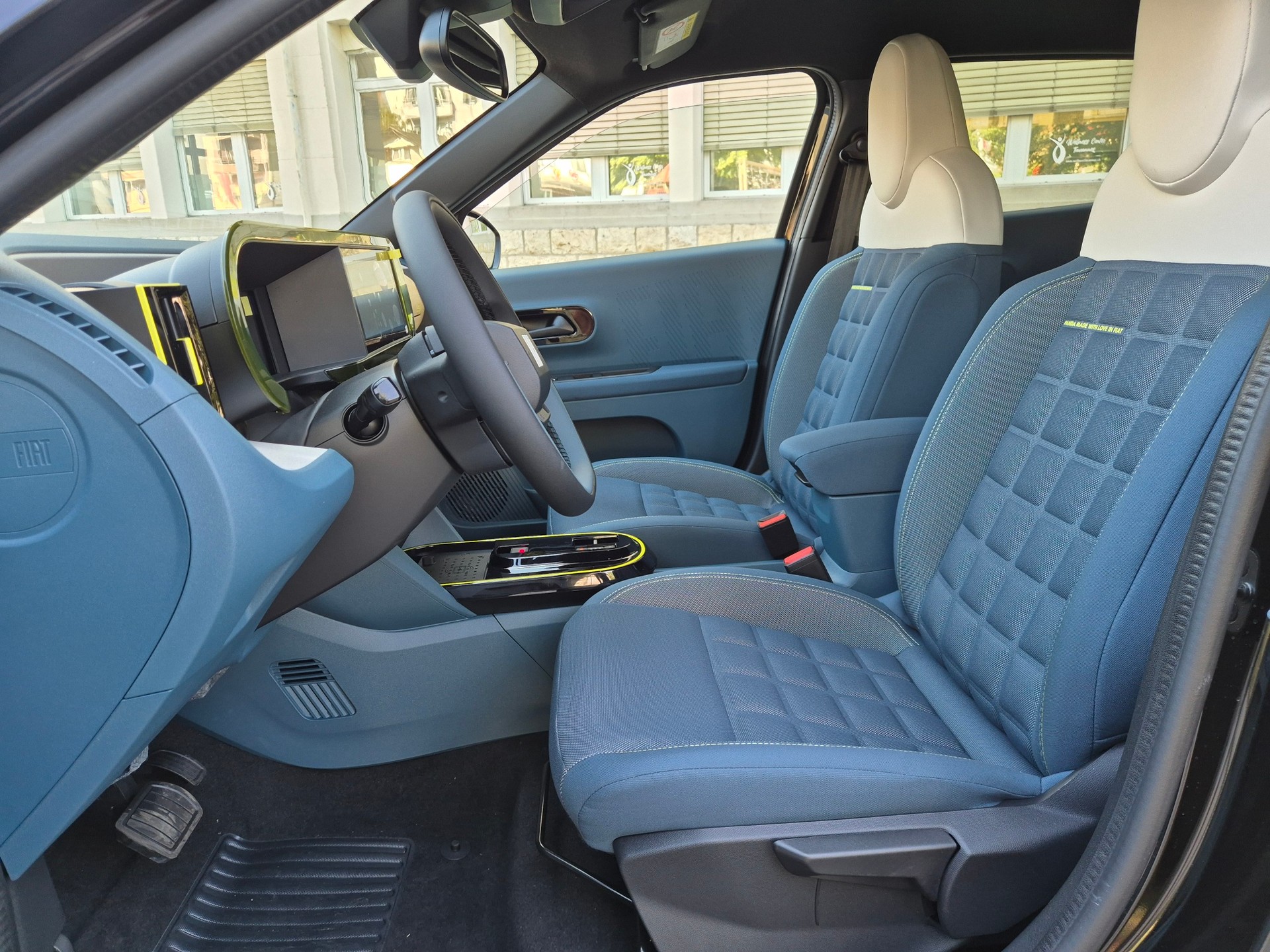 FIAT Grande Panda MHEV La Prima 5 ANS GARANTIE-image-7