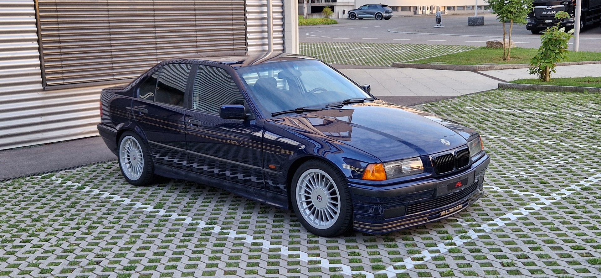 BMW-ALPINA B3 3.0-image-0