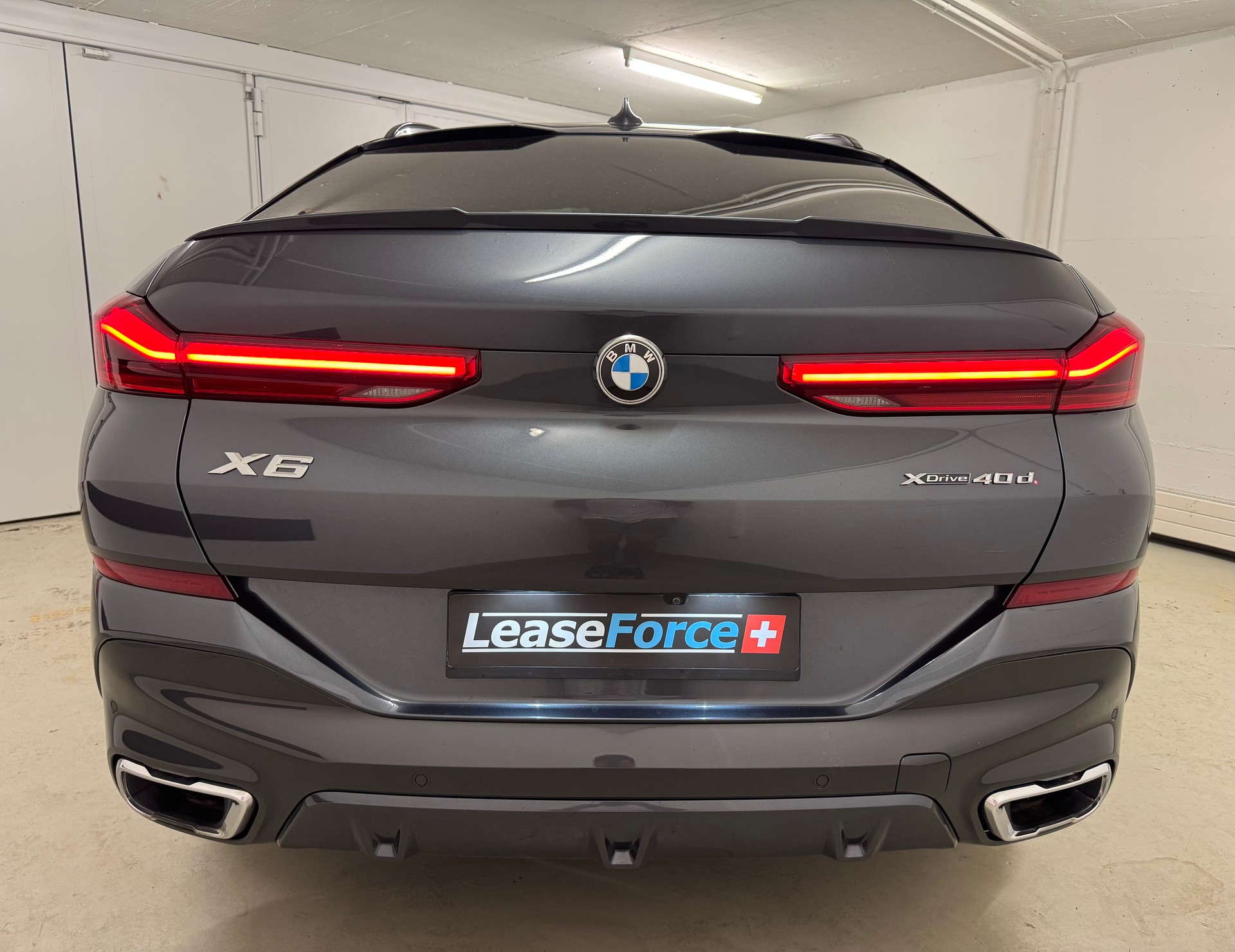 BMW X6 xDrive 48V 40d Steptronic M Sport-image-3