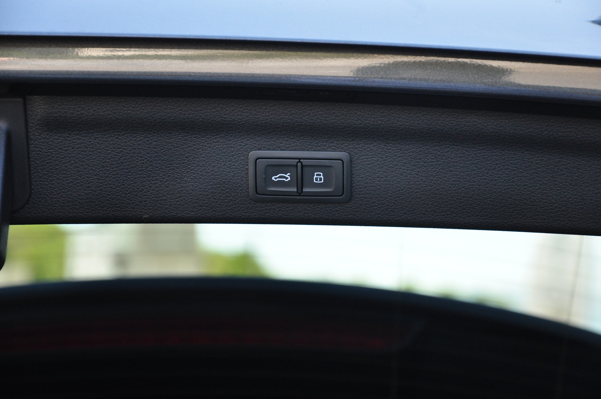 AUDI Q3 45 TFSI S line quattro S-tronic-image-15