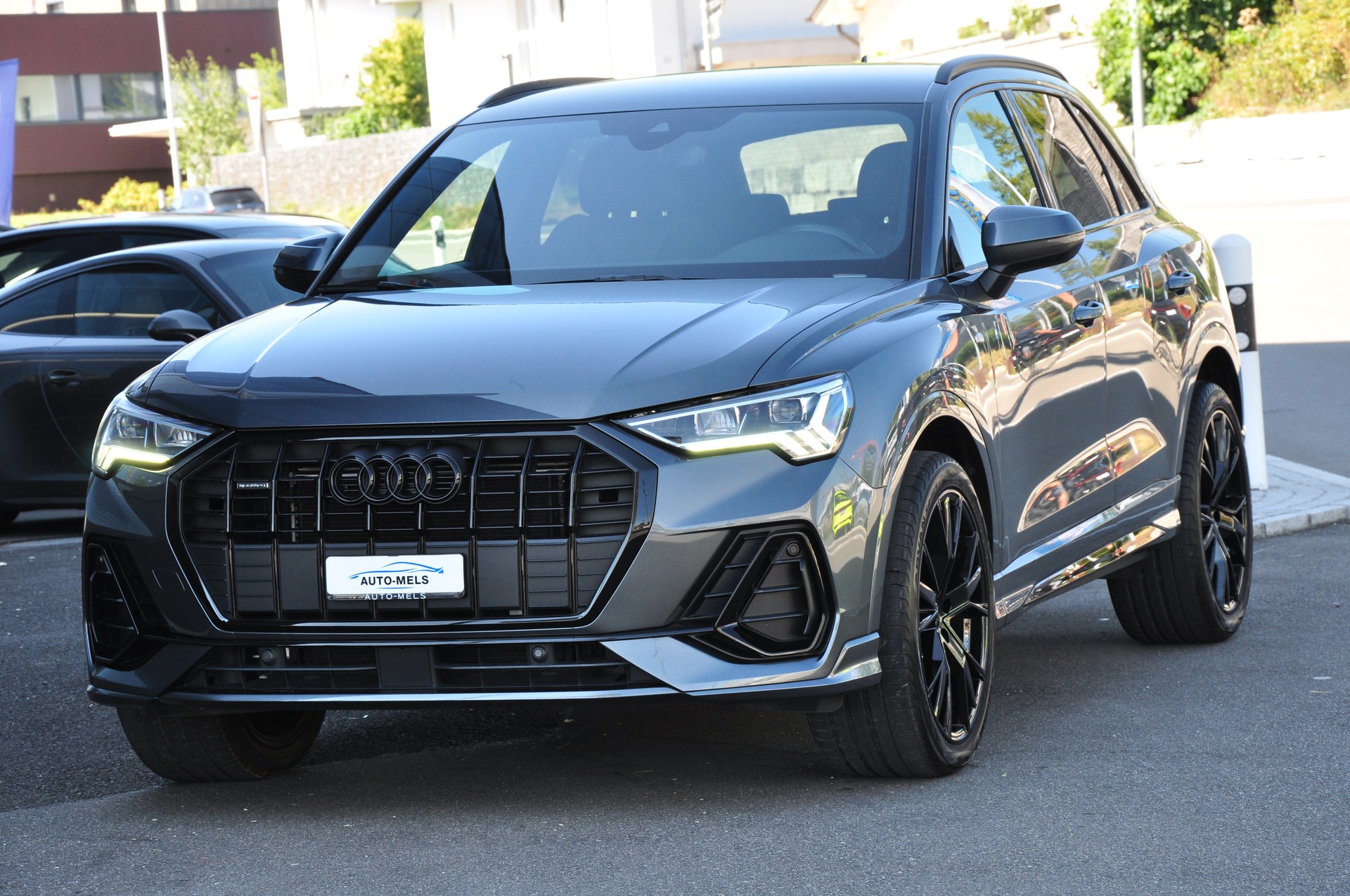 AUDI Q3 45 TFSI S line quattro S-tronic-image-11