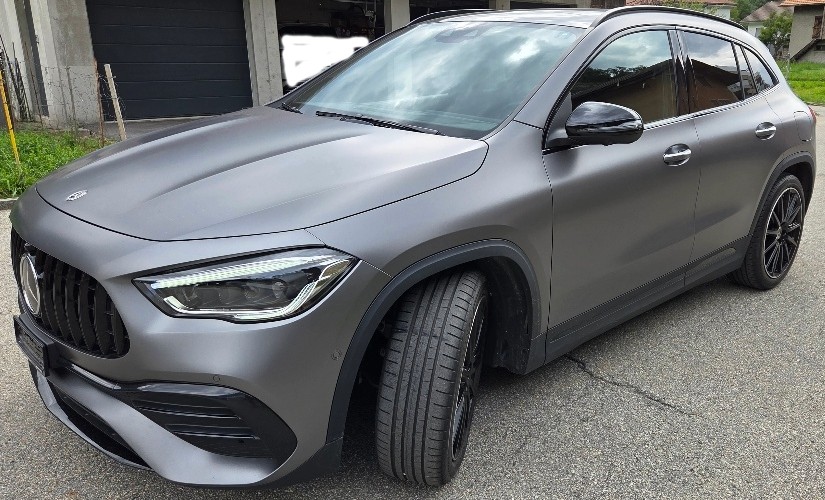 MERCEDES-BENZ GLA 250 AMG Line 4matic-image-0