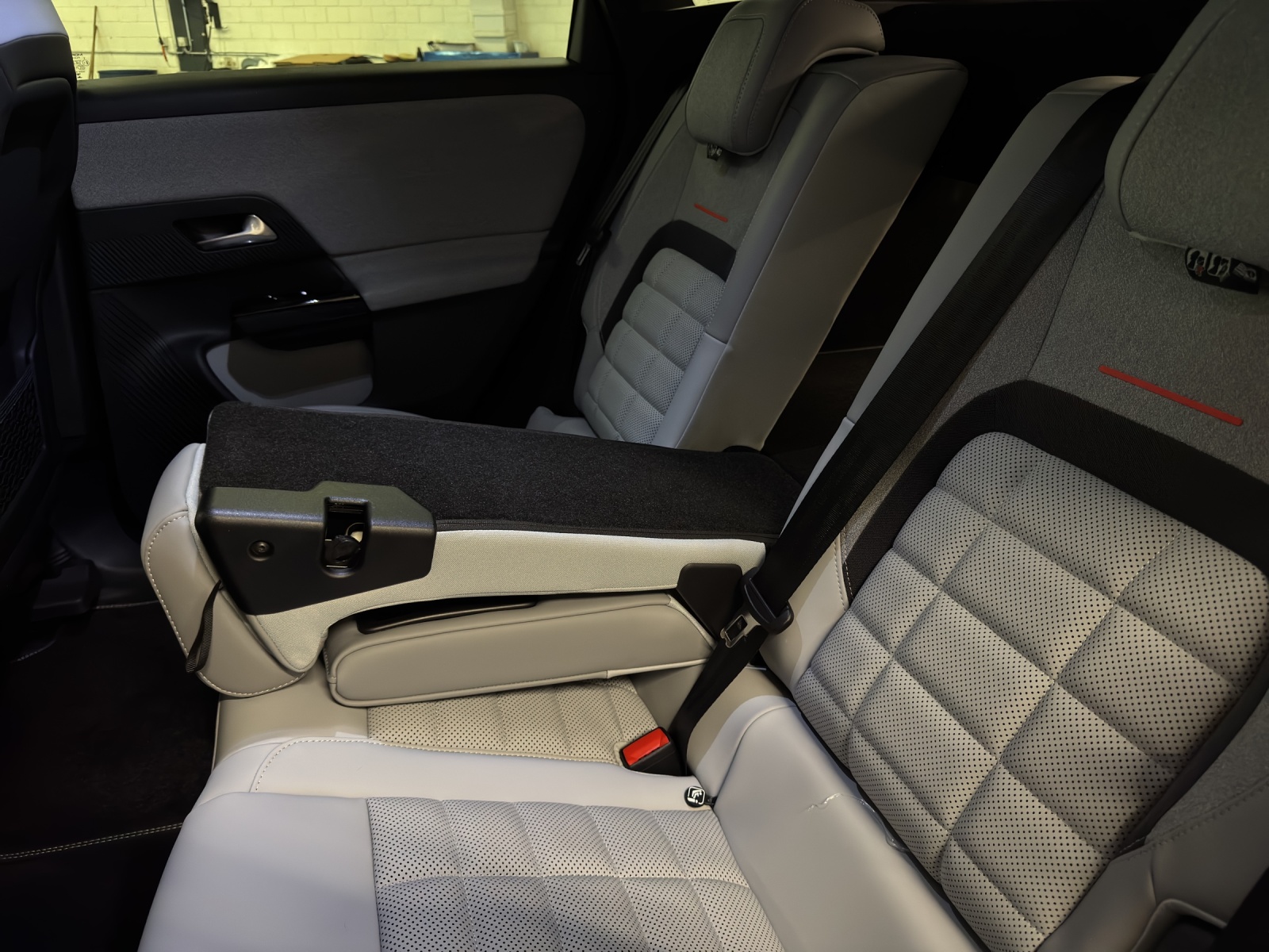 CITROEN C5 Aircross 1.6 Plug-in Hybrid Max-image-24