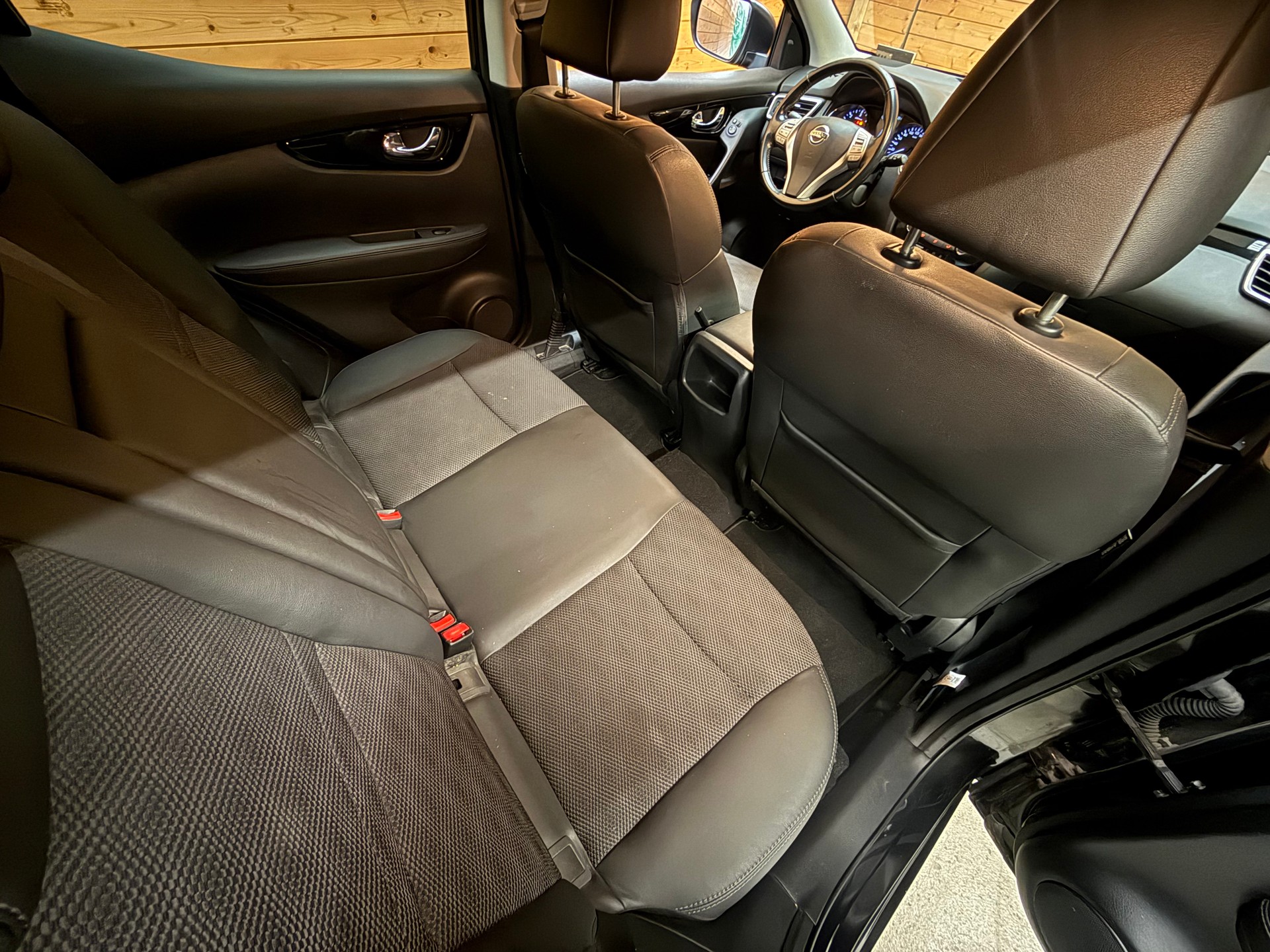 NISSAN Qashqai 1.6 dCi 360° ALL-MODE 4x4-image-6