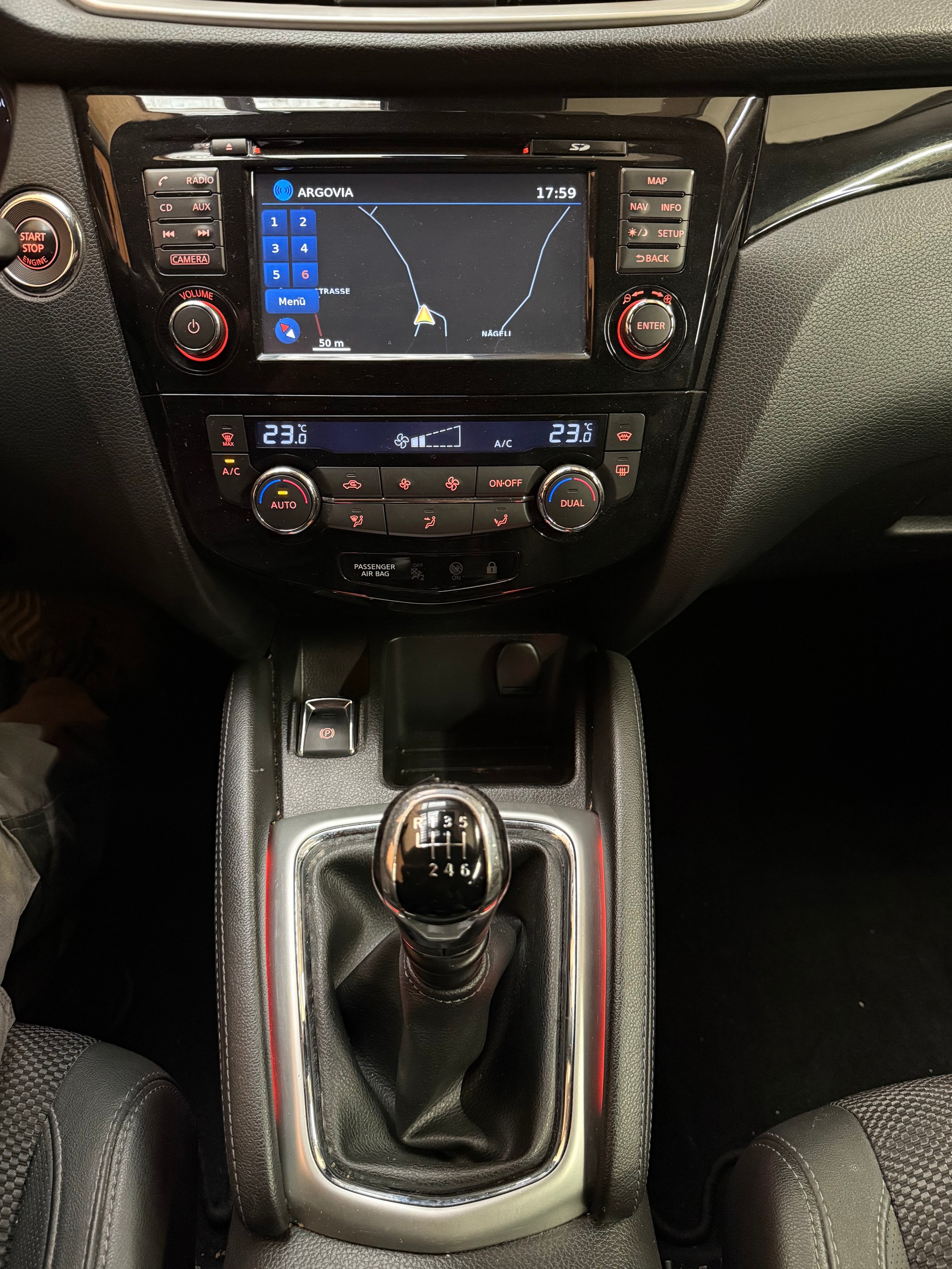 NISSAN Qashqai 1.6 dCi 360° ALL-MODE 4x4-image-3