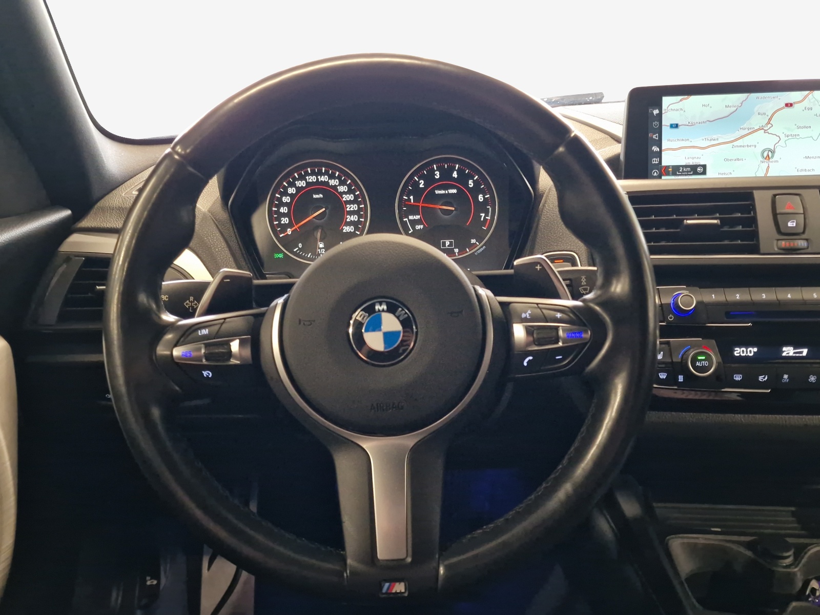 BMW M140i xDrive Steptronic-image-9