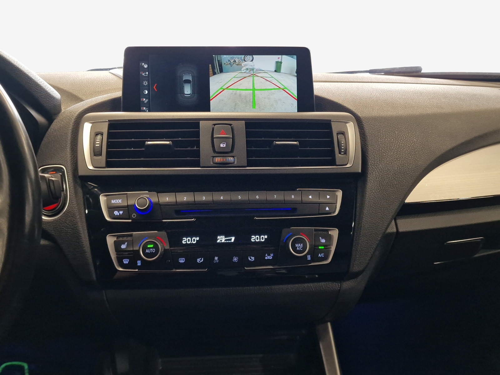 BMW M140i xDrive Steptronic-image-15