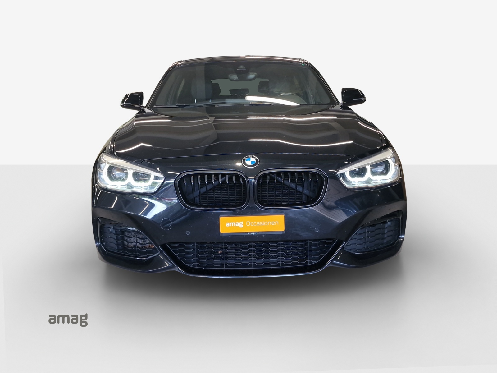 BMW M140i xDrive Steptronic-image-6