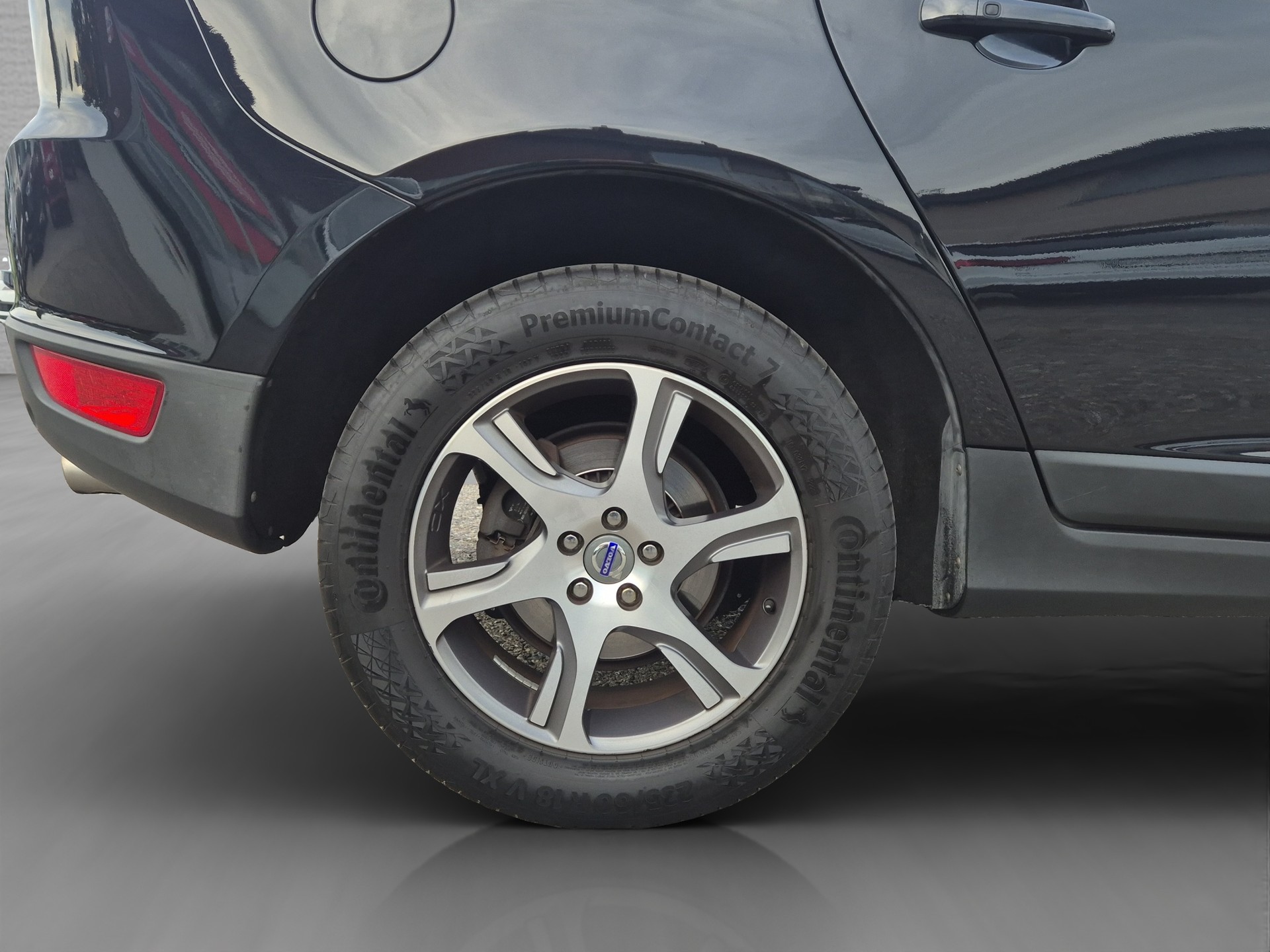 VOLVO XC60 T6 AWD Summum Geartronic-image-11