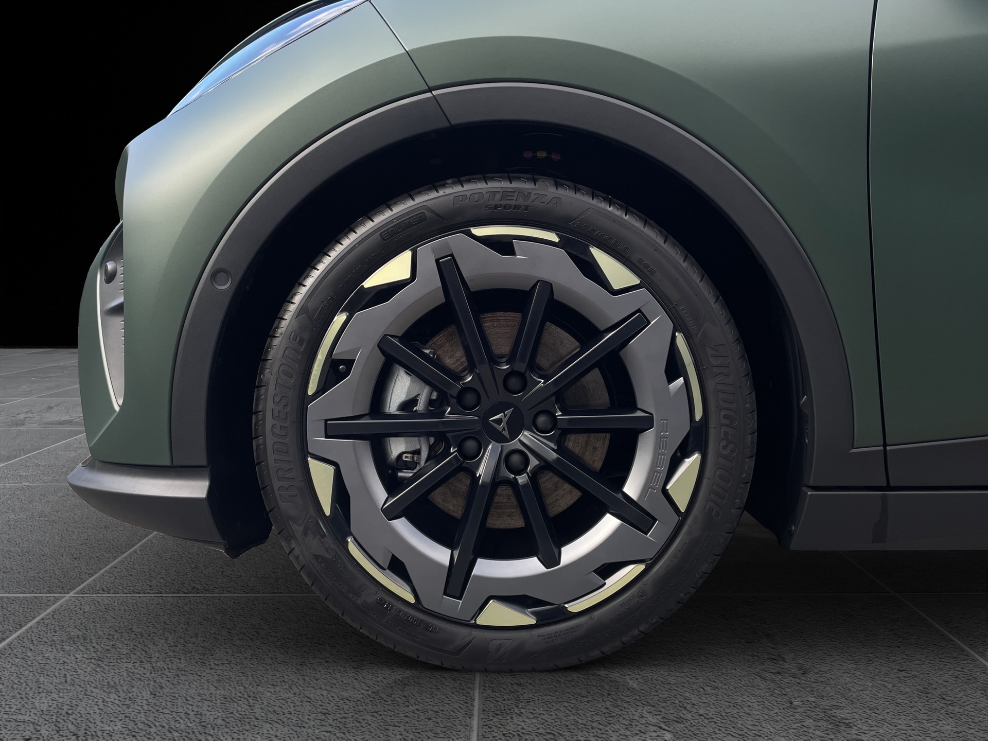 CUPRA Raval 52 kWh VZ Extreme Launch Edition-image-19