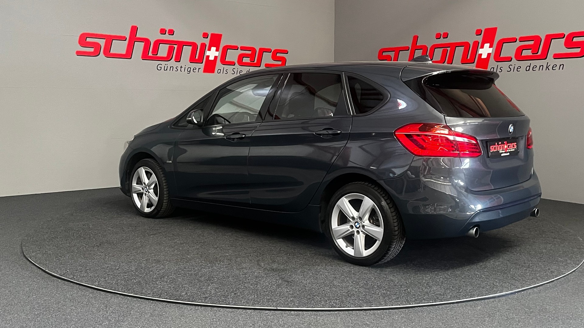 BMW 225i Active Tourer Sport Line Steptronic-image-3