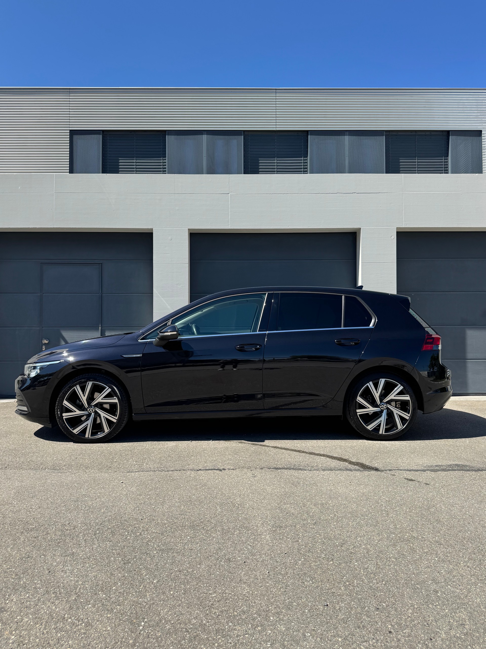 VW 1.5 eTSI Style DSG-image-2