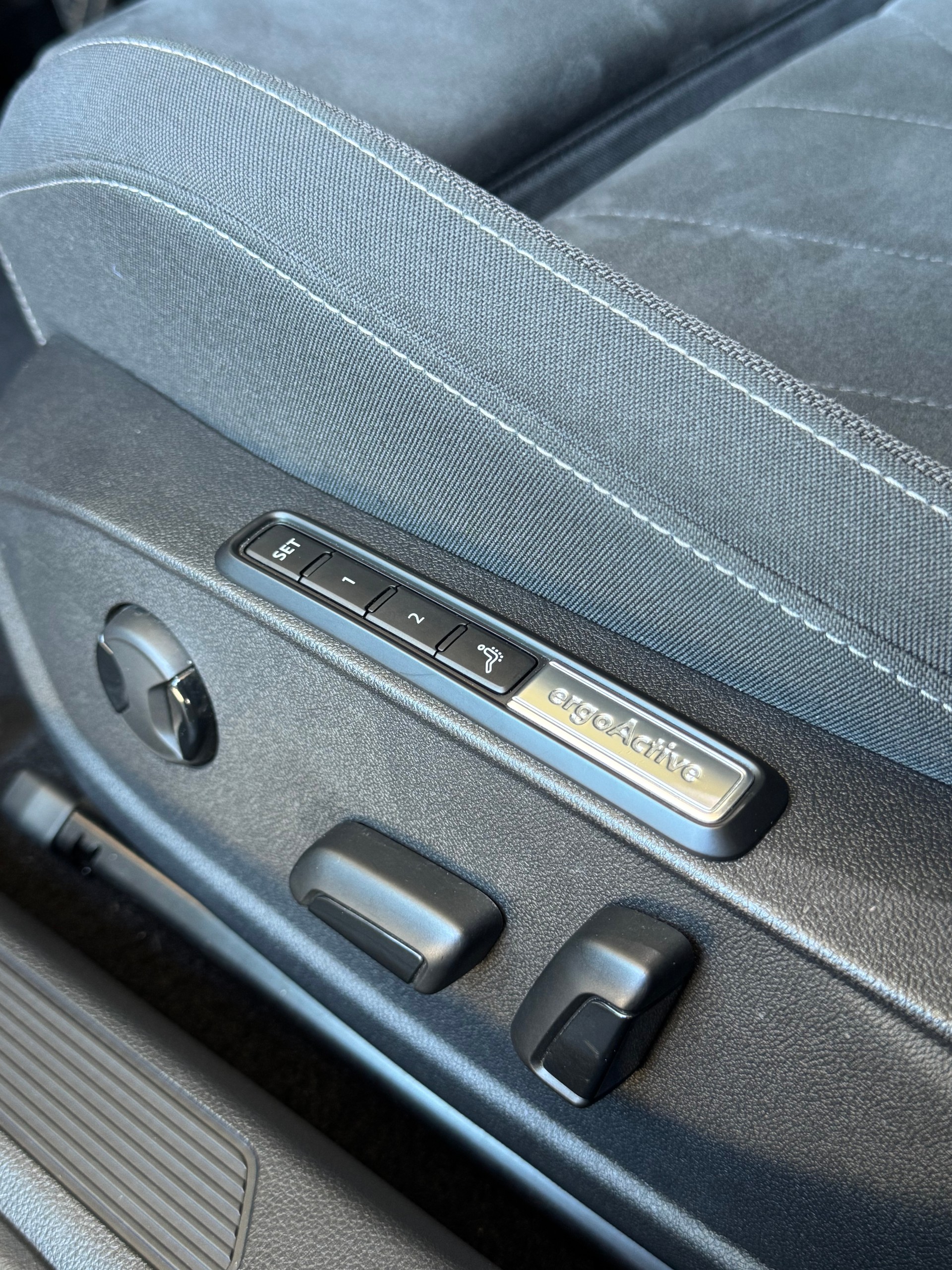 VW 1.5 eTSI Style DSG-image-12