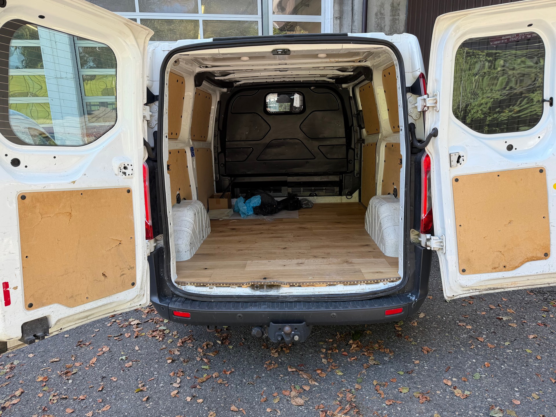 FORD Transit Custom Van 290 L1H1 Ambiente-image-5