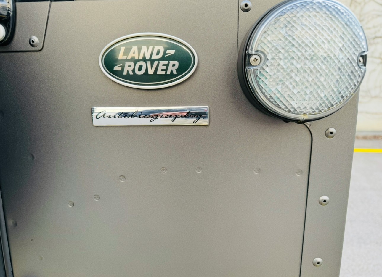 LAND ROVER 2.2 TD4 SW Autobiography-image-2