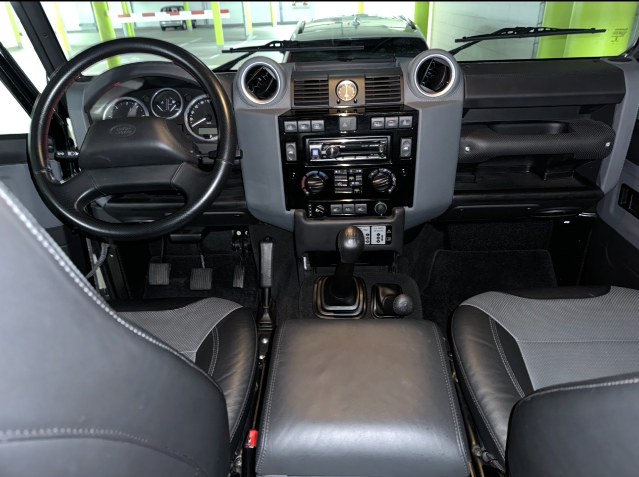 LAND ROVER 2.2 TD4 SW Autobiography-image-3