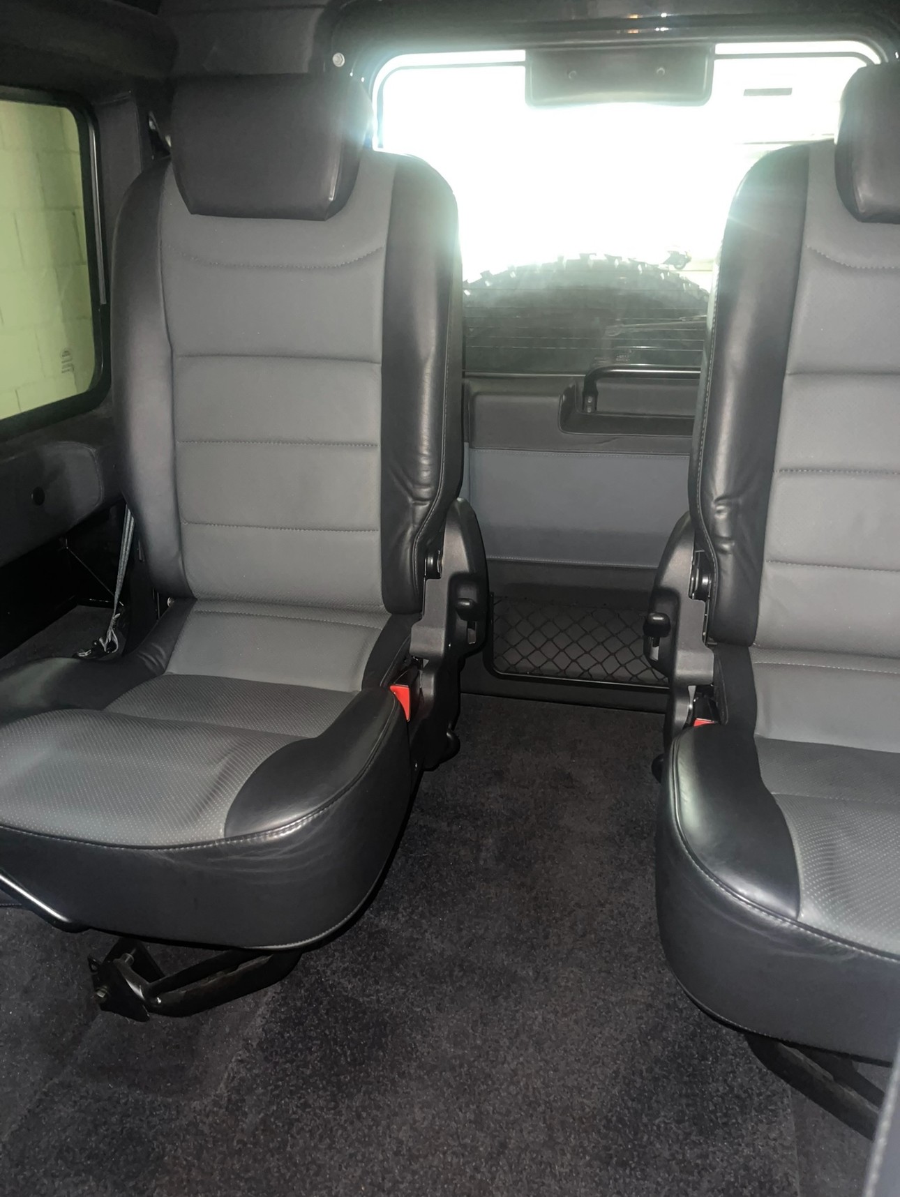 LAND ROVER 2.2 TD4 SW Autobiography-image-4