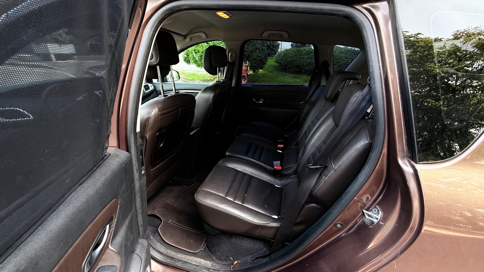 RENAULT Scénic 1.5 dCi Expression-image-10