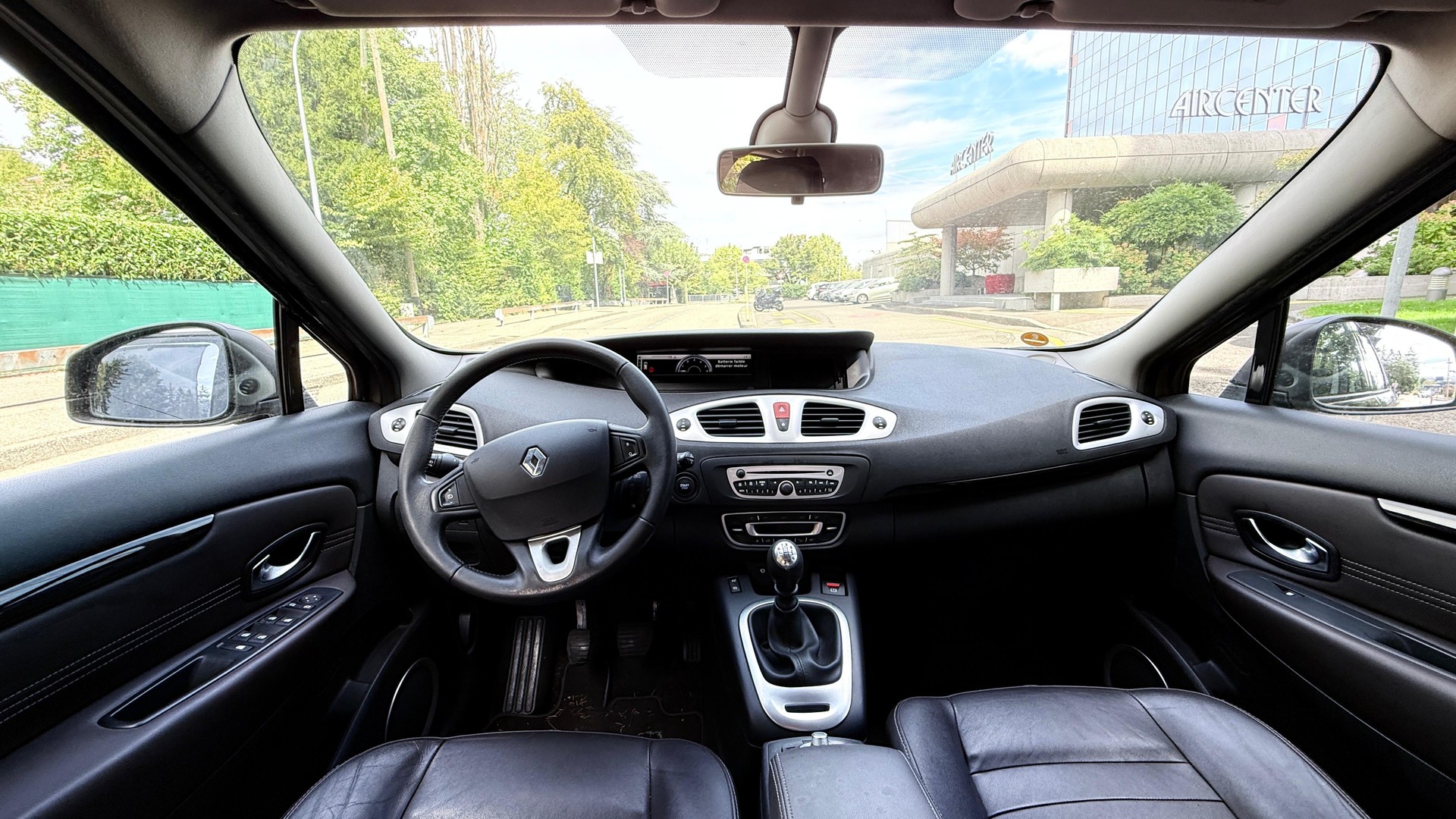 RENAULT Scénic 1.5 dCi Expression-image-9