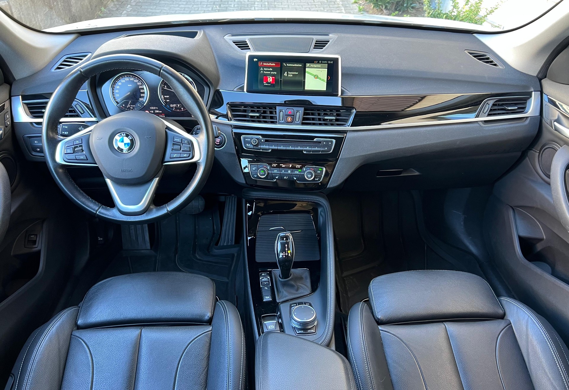 BMW X1 xDrive 20d xLine Steptronic-image-9