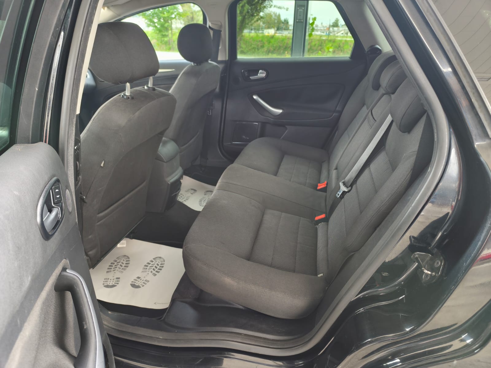 FORD Mondeo 2.0 TDCi 16V Titanium Executive Automatic-image-10
