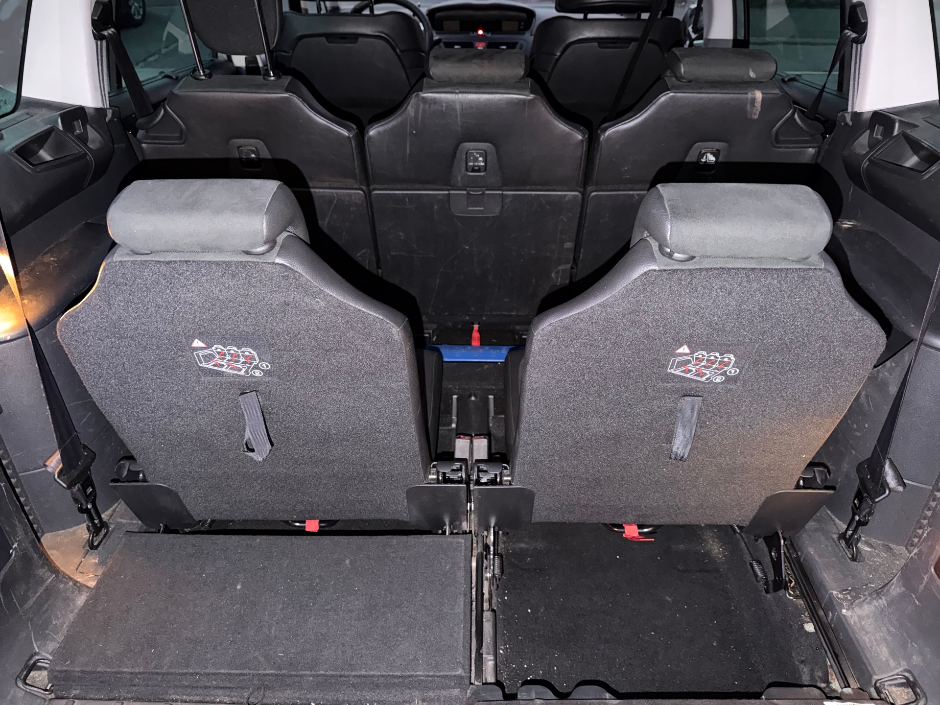 CITROEN Grand C4 Picasso 1.6i 16V Turbo Exclusive Automat BMP6-image-10