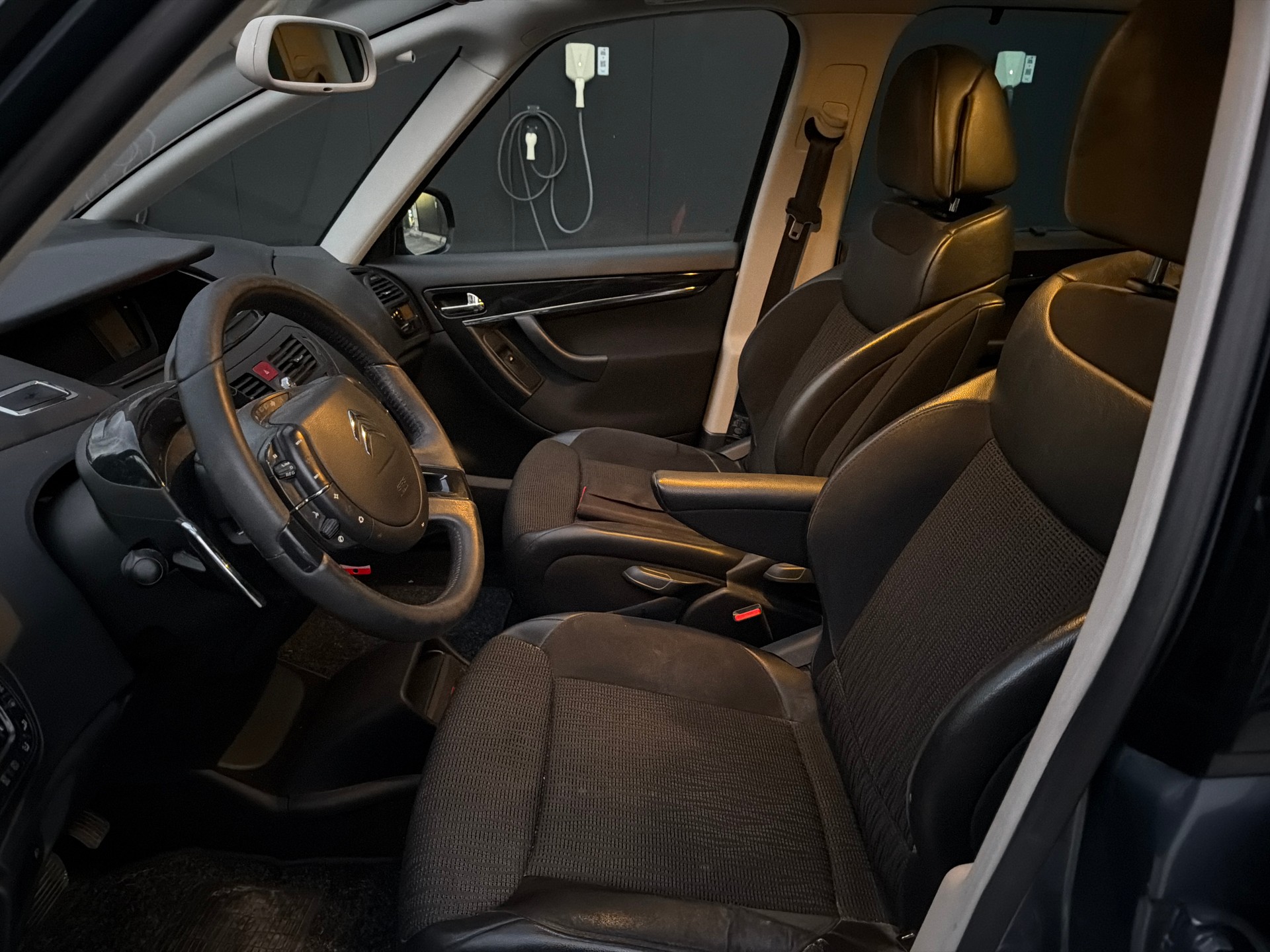 CITROEN Grand C4 Picasso 1.6i 16V Turbo Exclusive Automat BMP6-image-11
