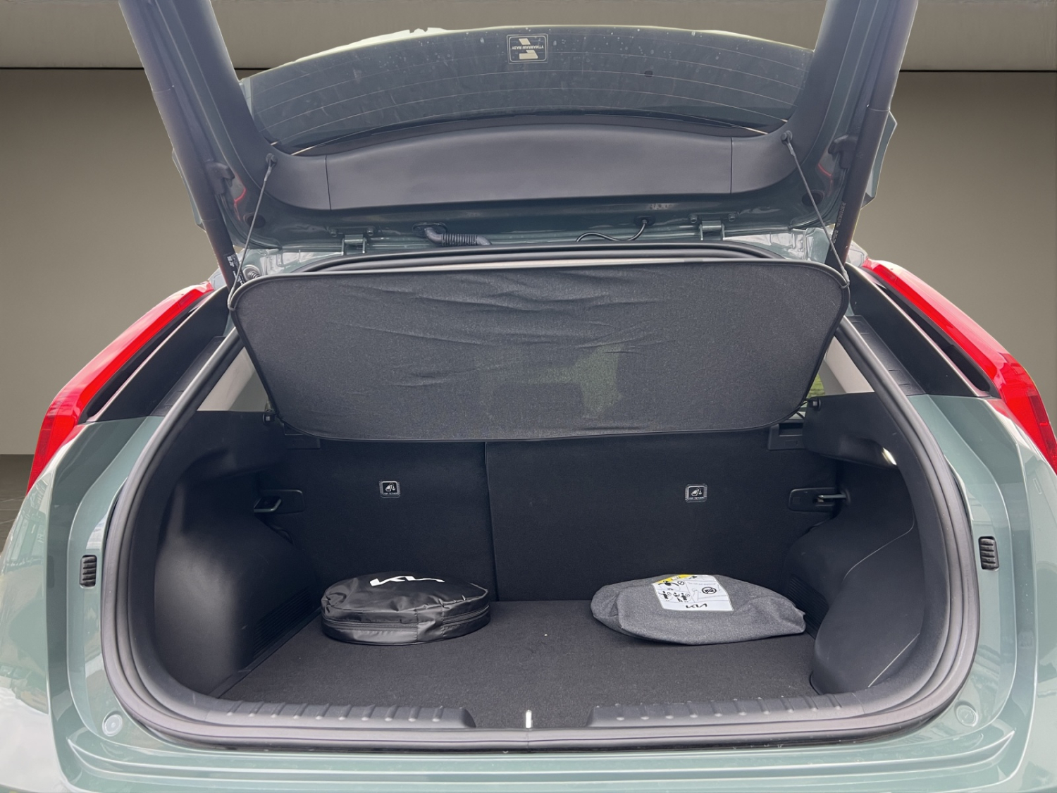 KIA Niro 1.6 GDi Plug-in Hybrid Style-image-18