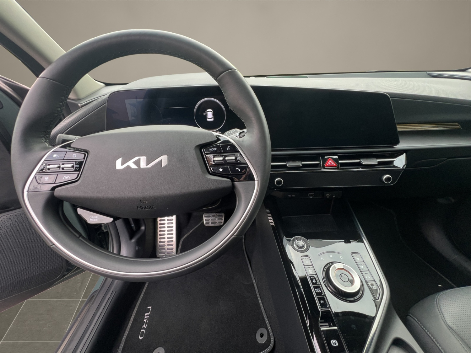 KIA Niro 1.6 GDi Plug-in Hybrid Style-image-10
