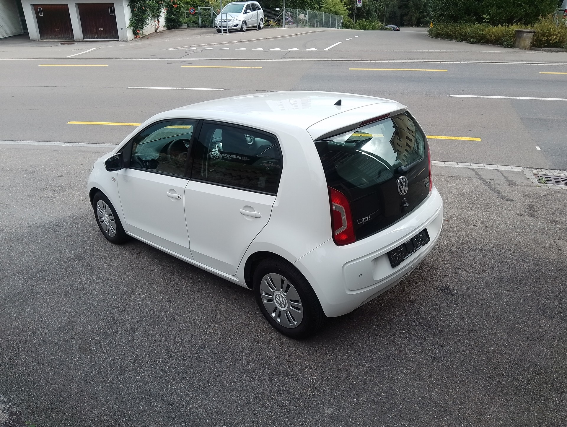 VW Up 1.0 BMT day & night-image-11