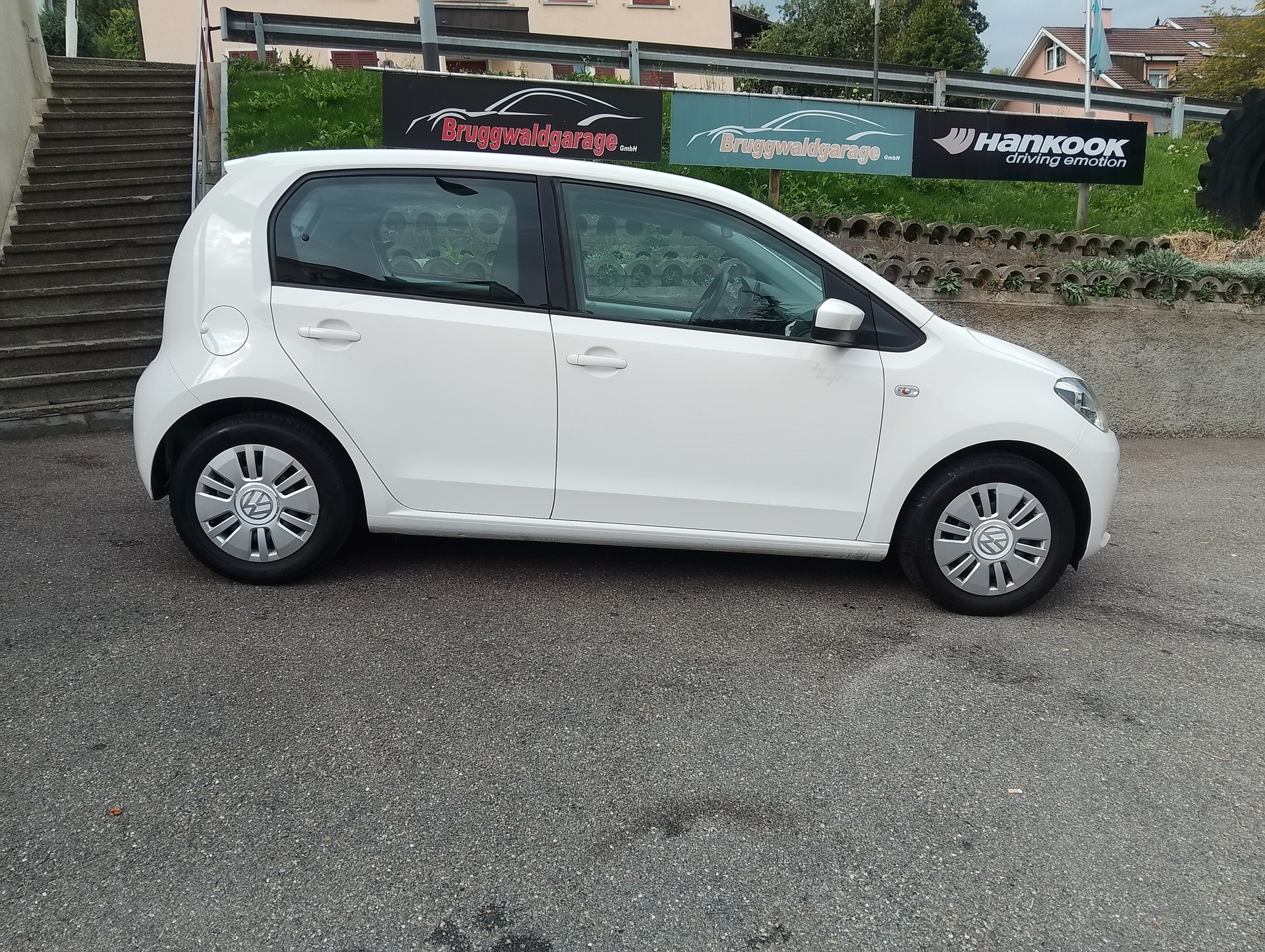 VW Up 1.0 BMT day & night-image-6
