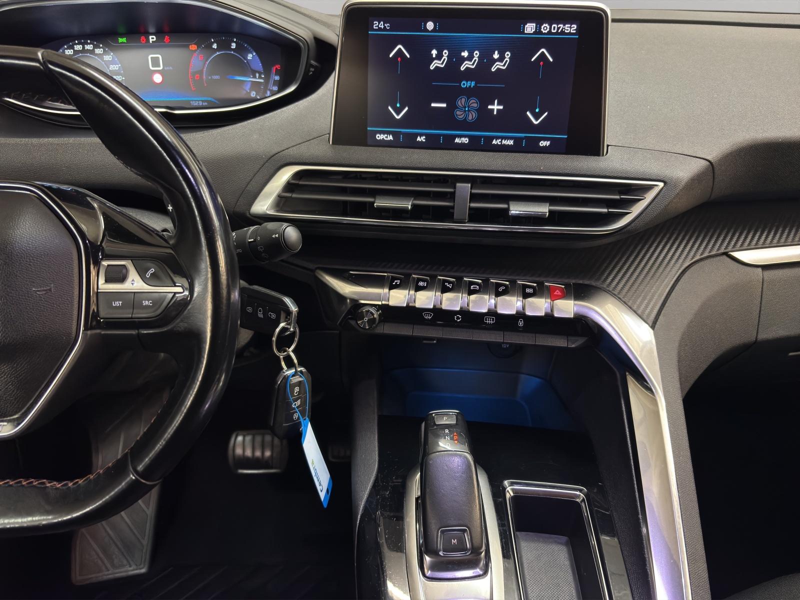 PEUGEOT 3008 1.6 BlueHDi Active-image-8