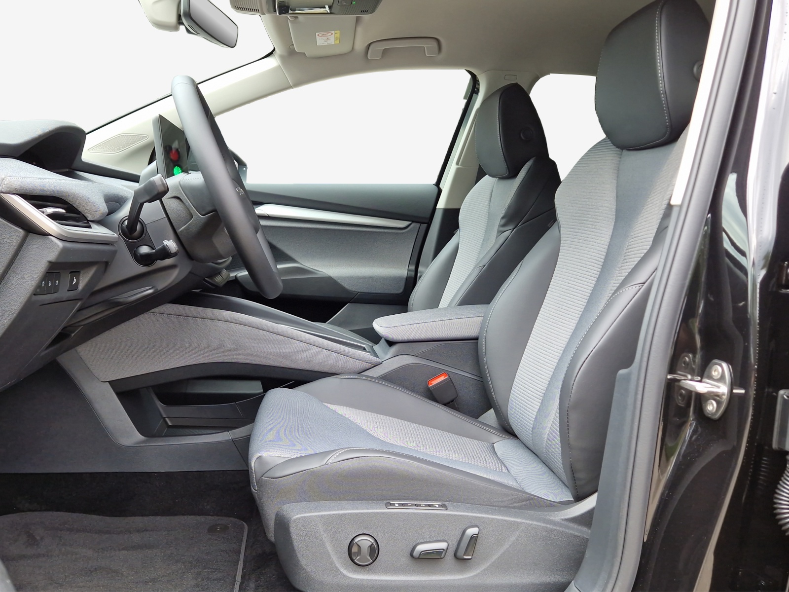 SKODA Enyaq 85x Dynamic 4x4-image-7